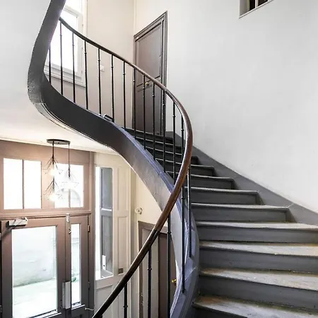 Amazing Premium Flat, Fantastic Location, 1290 Sqf Paris